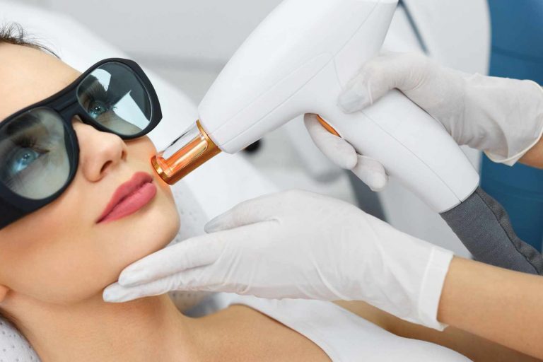 Aparatología estética facial profesional: innovación en tratamientos