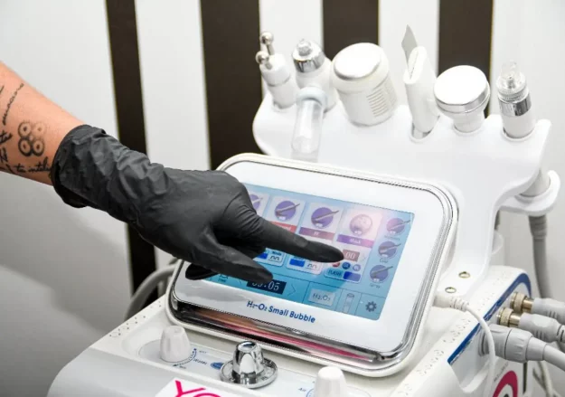 Aparatología estética facial profesional