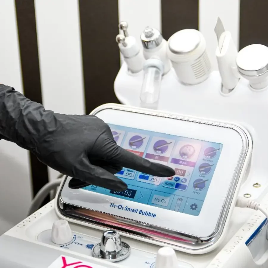 Aparatología estética facial profesional